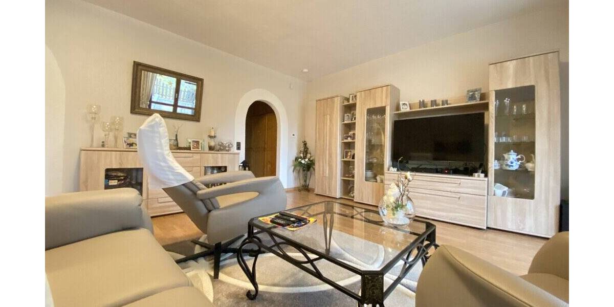 Etagenwohnung Eschweiler / Röhe Röhe - 3 Zimmer, 95 m&sup2;, 179.000&euro; | Angebot:26192139