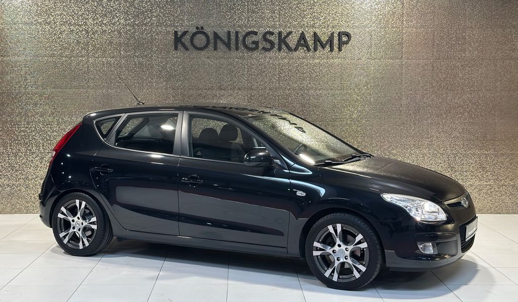 Hyundai i30 123.770 km 5.390 &euro; Jülich 52428