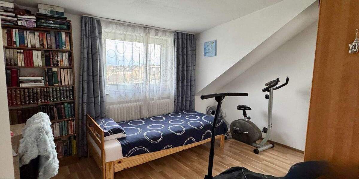 Etagenwohnung Stolberg (Rheinland) Münsterbusch - 3 Zimmer, 65 m&sup2;, 85.000&euro; | Angebot:25664766