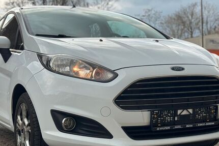 Ford Fiesta 235.414 km 3.750 &euro; Düren 52349