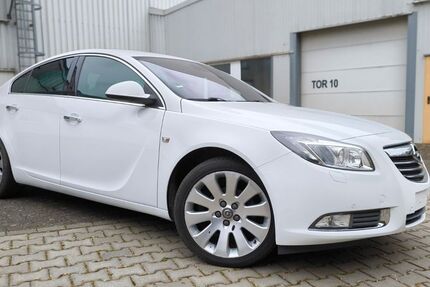 Opel Insignia 161.000 km 5.699 &euro; Geilenkirchen 52511
