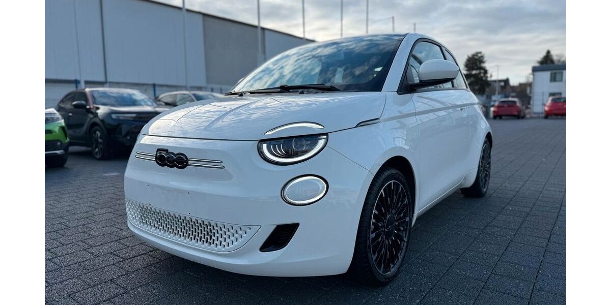 Fiat 500e 21.100 km 17.180 &euro; Alsdorf-Hoengen (bei Aachen) 52477