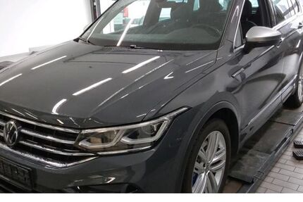 VW Tiguan 19.626 km 41.420 &euro; Aachen 52078