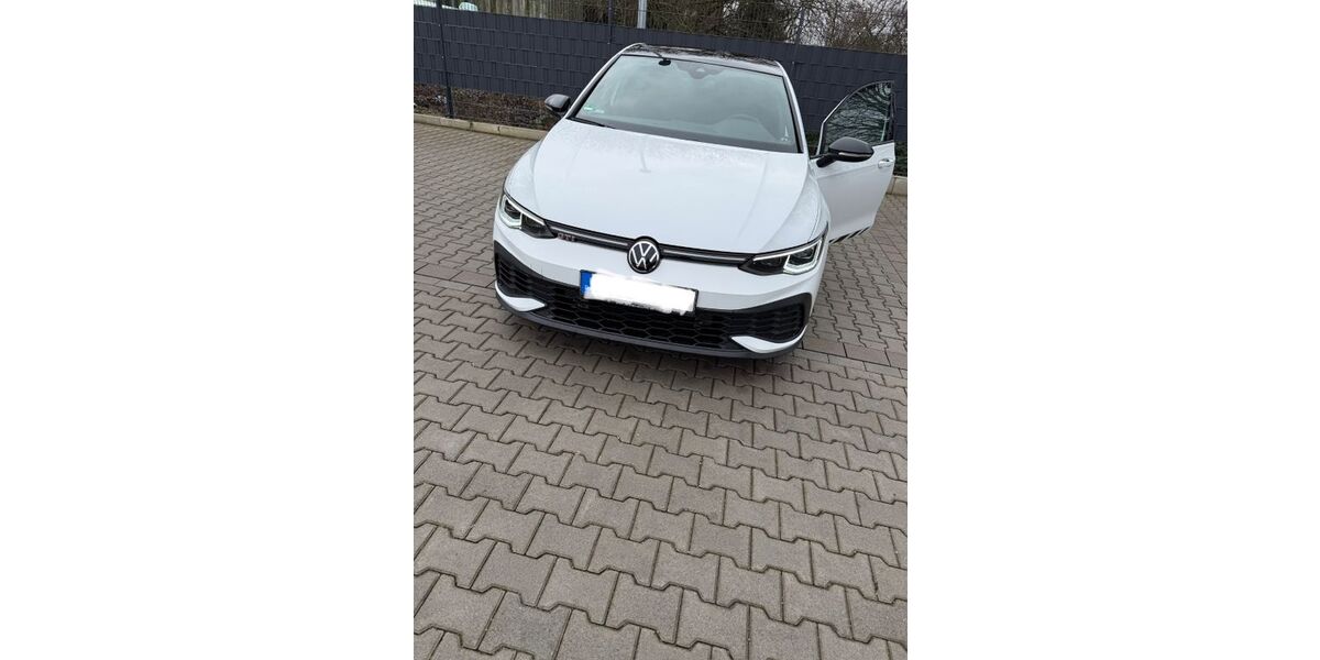 VW Golf 24.500 km 31.500 &euro; Übach-Palenberg 52531