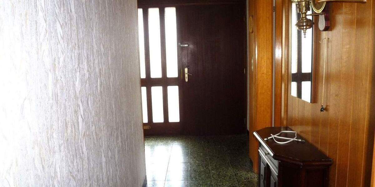 Bungalow Baesweiler - 5 Zimmer, 150 m&sup2;, 300.000&euro; | Angebot:25671392