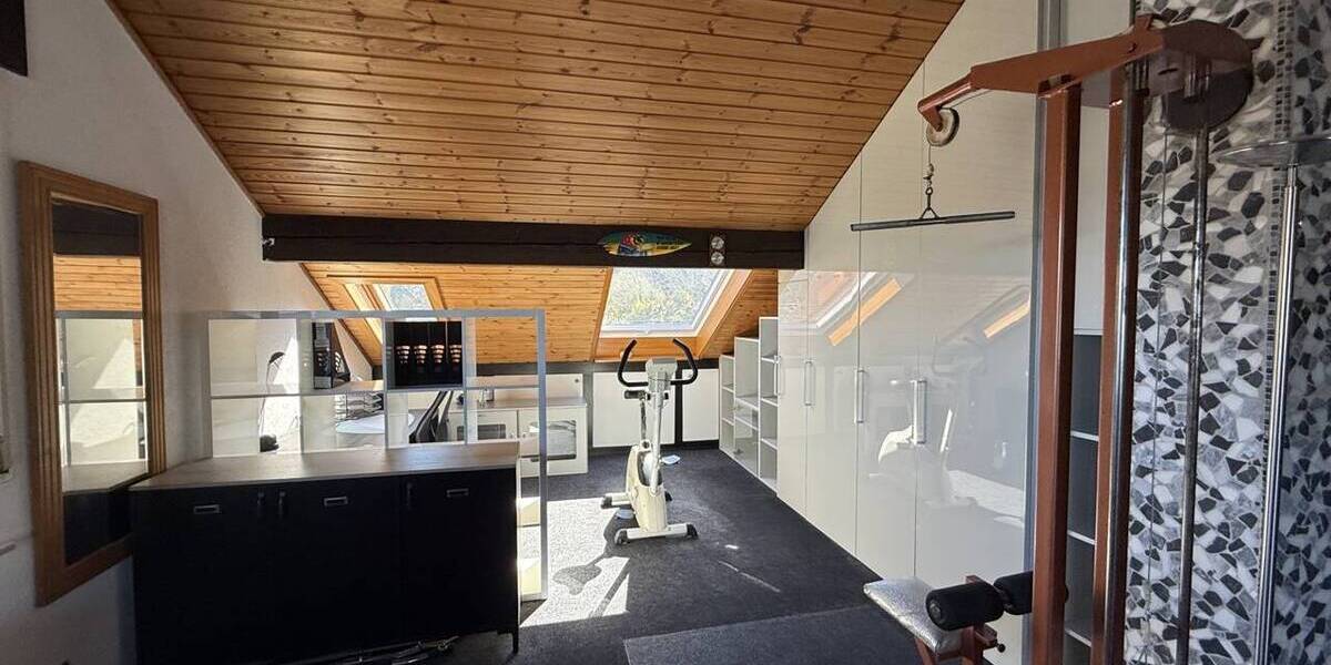 Etagenwohnung Simmerath / Woffelsbach Woffelsbach - 4 Zimmer, 140 m&sup2;, 440.000&euro; | Angebot:26246212