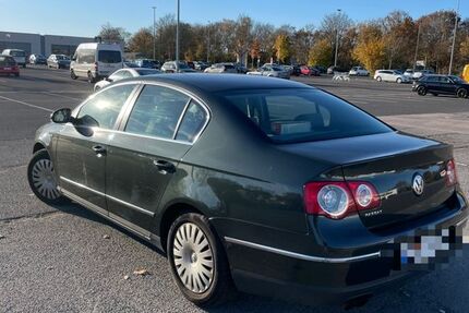 VW Passat 132.739 km 4.800 € Aachen 52068