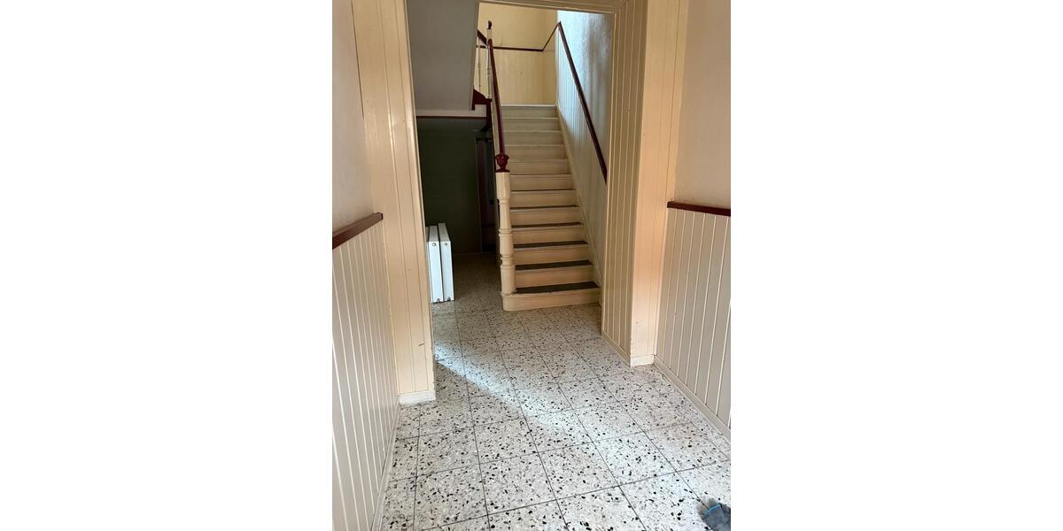 Einfamilienhaus Düren Rölsdorf - 7 Zimmer, 150 m&sup2;, 1.400&euro; | Angebot:25245631