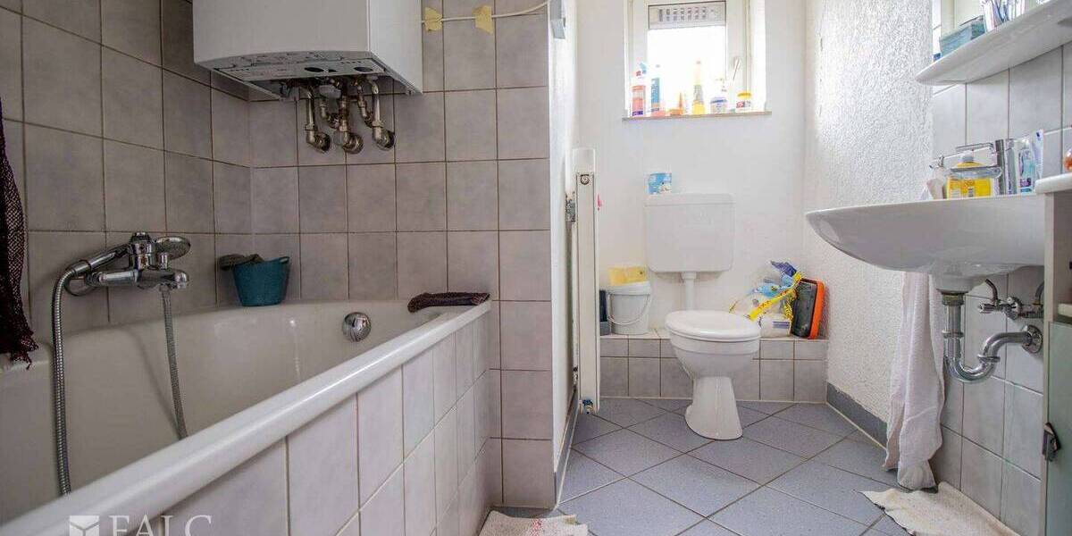 Mehrfamilienhaus, Wohnhaus Eschweiler Röthgen - 1 Zimmer, 285 m&sup2;, 499.000&euro; | Angebot:26017673