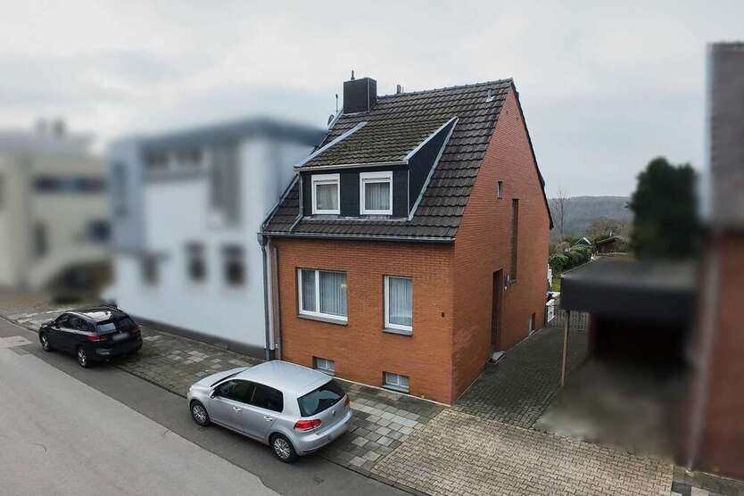 Haus zum Kaufen in Würselen 240.000 € 116 m²