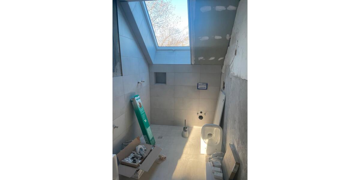 Dachgeschoßwohnung Aachen Aachen-Mitte - 3 Zimmer, 72 m&sup2;, 900&euro; | Angebot:25793347