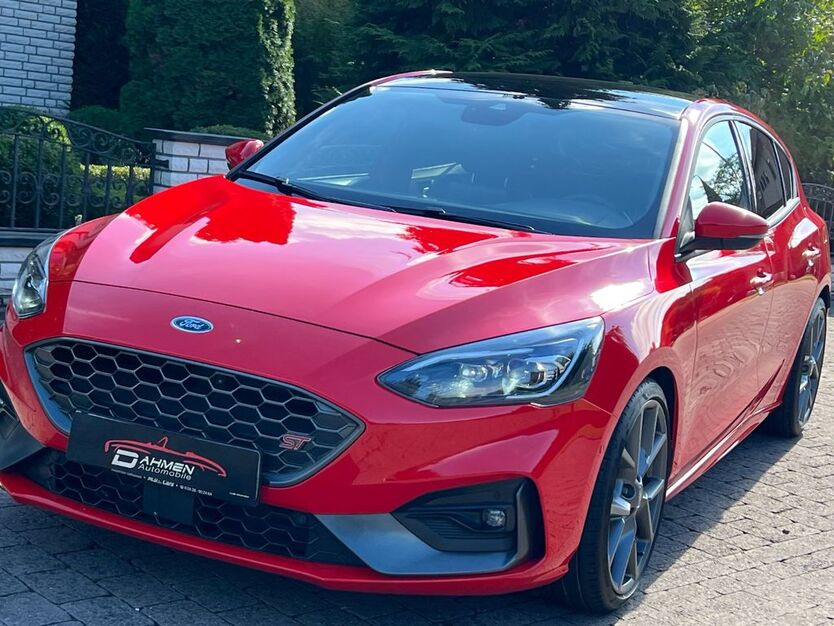 Ford Focus 65.000 km 22.500 € Niederzier-Selhausen 52382