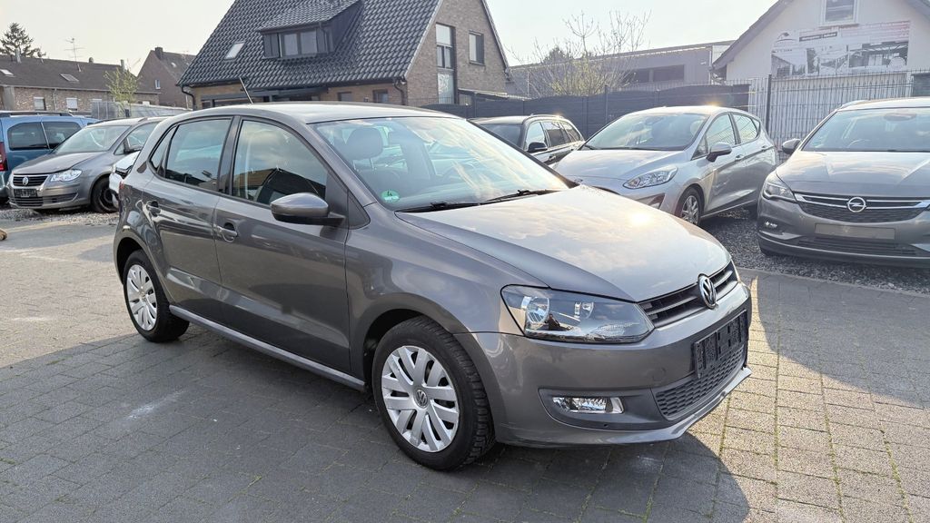 VW Polo 124.349 km 4.200 &euro; Übach Palenberg 52531