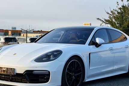 Porsche Panamera 141.000 km 52.900 &euro; Düren 52351