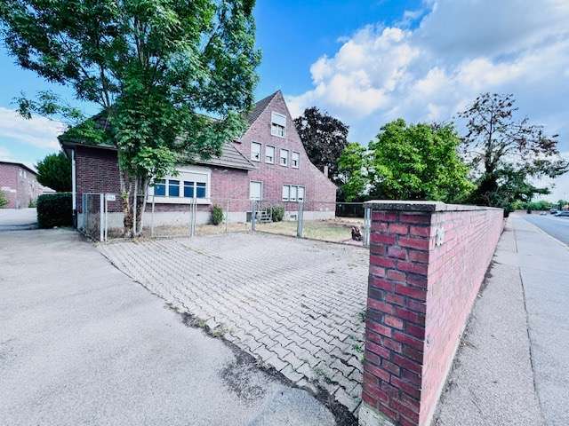 Haus zum Kaufen in Jülich 339.000 € 260 m²