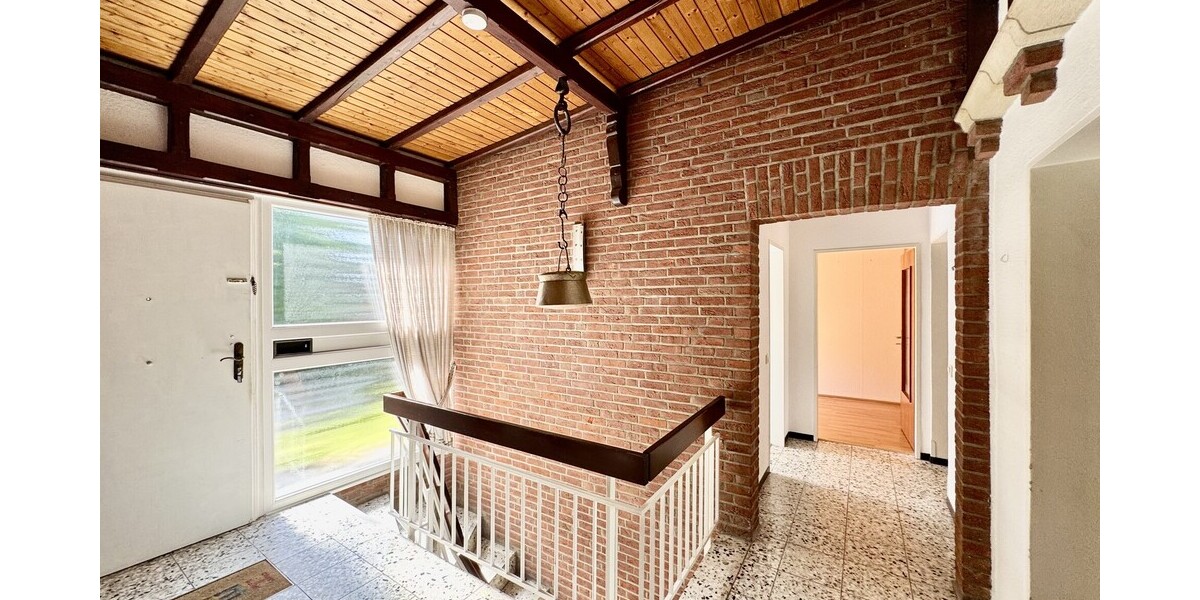 WürselenLinden-Neusen - Bungalow-Charme auf schönem Sonnengrundstück - Einfamilienhaus Würselen | Angebot:26991495