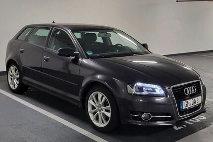 Audi A3 96.000 km 9.300 &euro; Aachen 52072