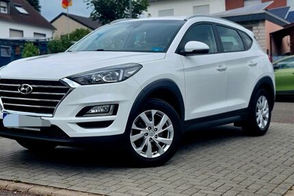 Hyundai TUCSON 121.500 km 13.500 &euro; Alsdorf 52477