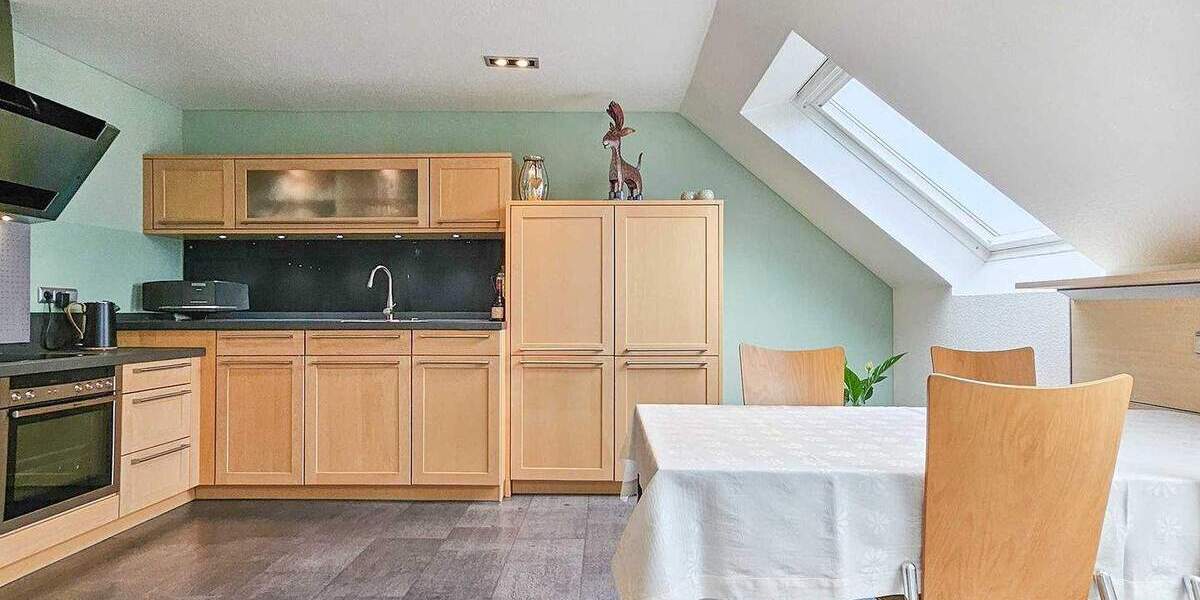 Etagenwohnung Baesweiler - 3 Zimmer, 91 m&sup2;, 299.000&euro; | Angebot:25697827