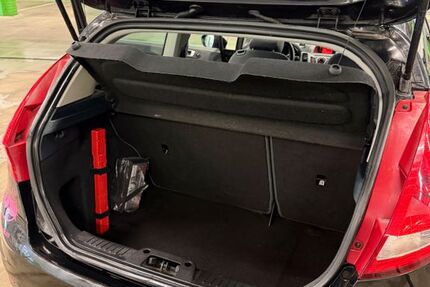 Ford Fiesta 157.200 km 3.100 &euro; Aachen 52062