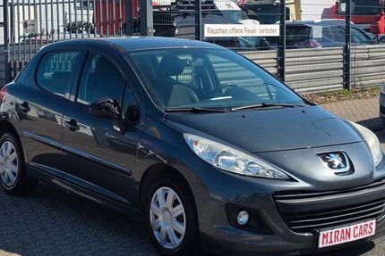 Peugeot 207 125.000 km 1.990 € Düren 52353