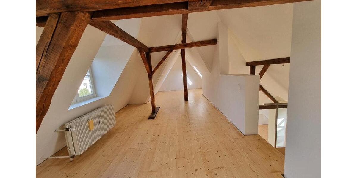 Dachgeschoßwohnung Aachen Aachen-Mitte - 3 Zimmer, 110 m&sup2;, 299.000&euro; | Angebot:25713588