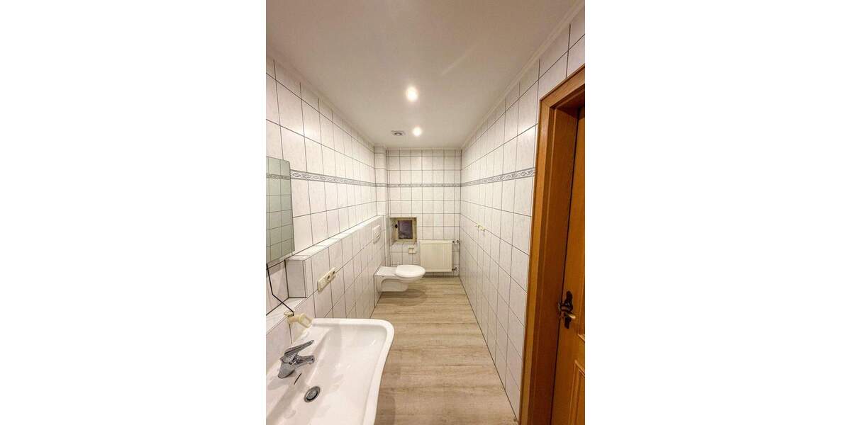 Mehrfamilienhaus, Wohnhaus Stolberg (Rheinland) / Büsbach Büsbach - 7 Zimmer, 173 m&sup2;, 359.000&euro; | Angebot:25686968