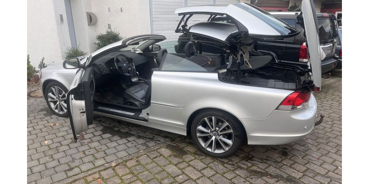 Volvo C70 219.000 km 8.500 &euro; Baesweiler 52499