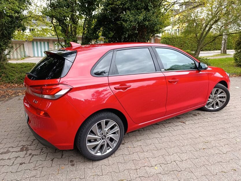 Hyundai i30 148.000 km 10.900 € Stolberg 52223