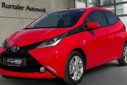 Toyota Aygo (X) 135.000 km 5.499 &euro; Jülich 52428
