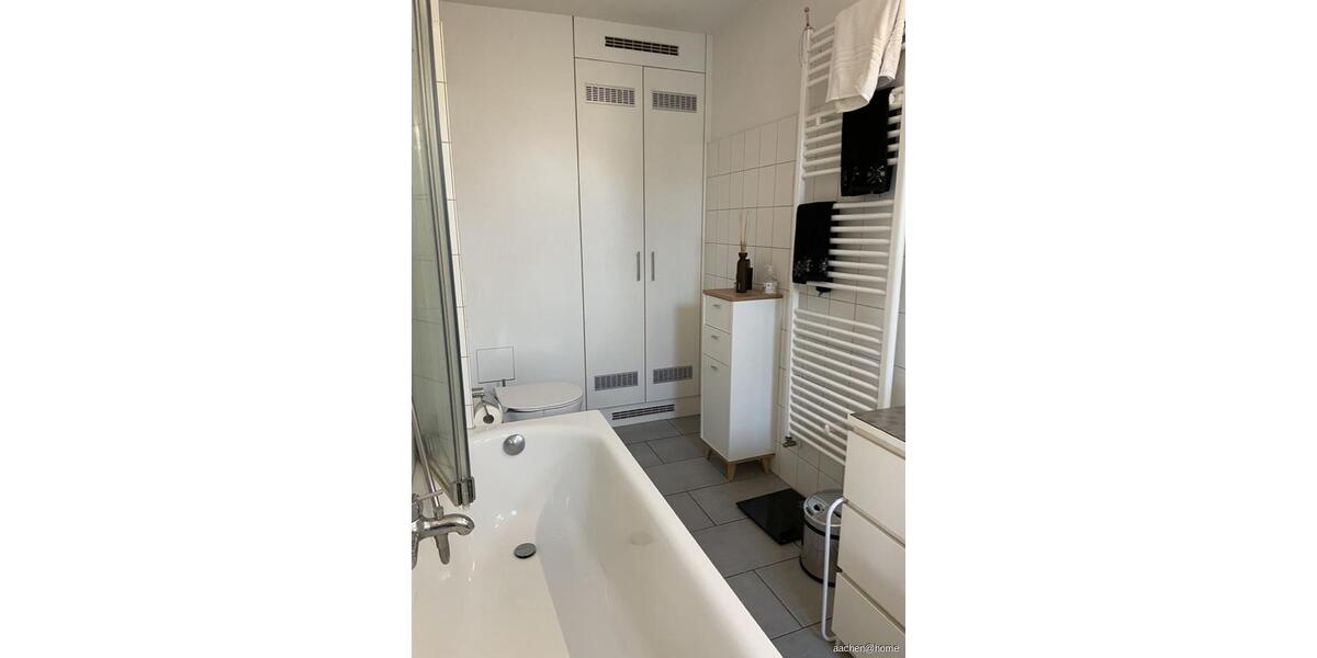 Dachgeschoßwohnung Aachen Aachen-Mitte - 2.5 Zimmer, 73 m&sup2;, 800&euro; | Angebot:25790791