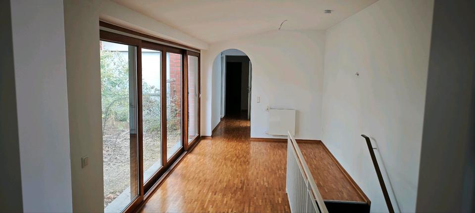 Einfamilienhaus Düren Mariaweiler-Hoven - 4 Zimmer, 140 m&sup2;, 420.000&euro; | Angebot:25804106