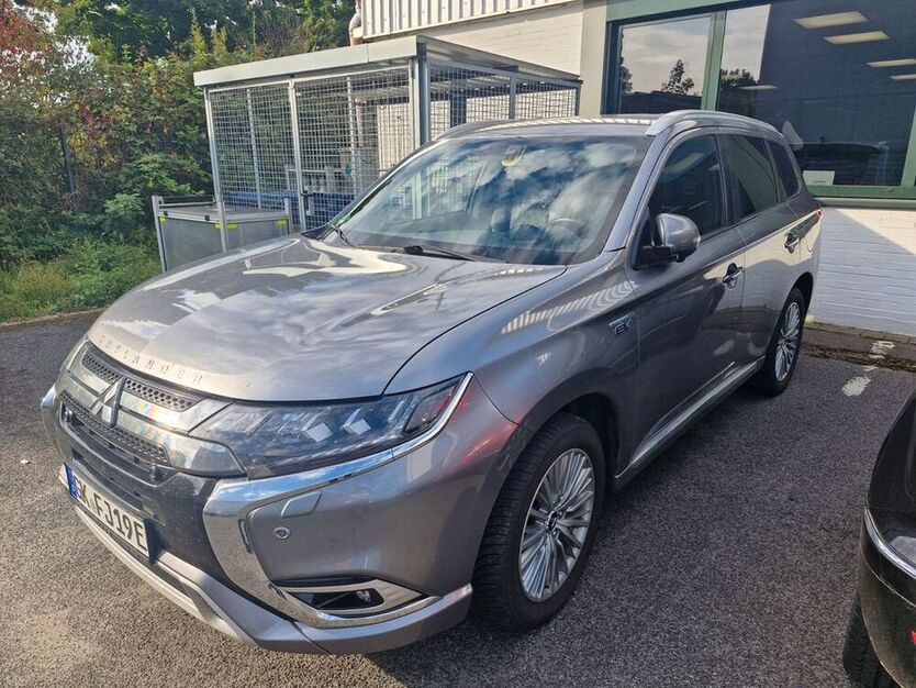 Plug-in Hybrid Outlander