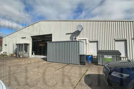 Halle in Düren 680.000 € 828.75 m² zimmer