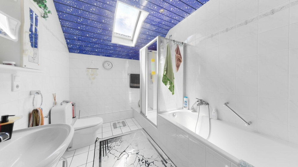3D: Familienglück in ruhiger Lage - Sehr gepflegtes Einfamilienhaus mit Kamin, Balkon und viel Platz - Reihenendhaus Gangelt | Angebot:26777849