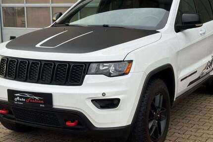 Jeep Grand Cherokee 61.000 km 31.950 &euro; Jülich 52428