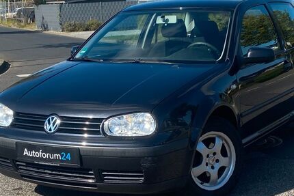 VW Golf 81.700 km 2.350 &euro; Jülich 52428