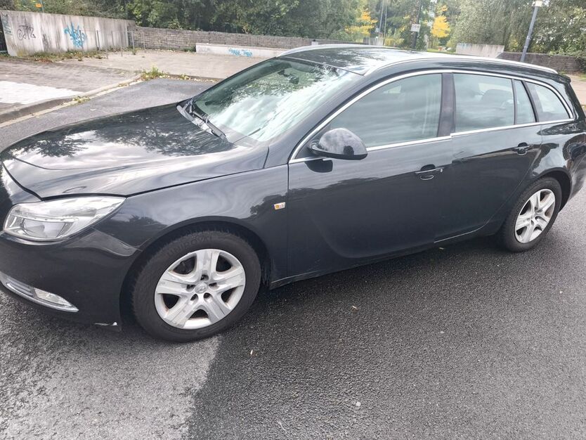 Opel Insignia 174.000 km 5.550 € Baesweiler 52499