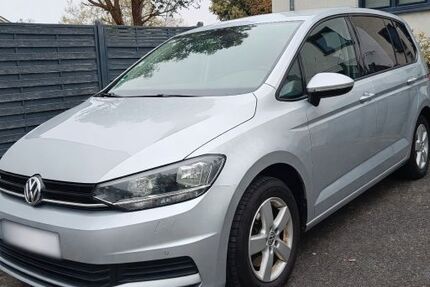 VW Touran 195.000 km 12.500 &euro; Düren 52351