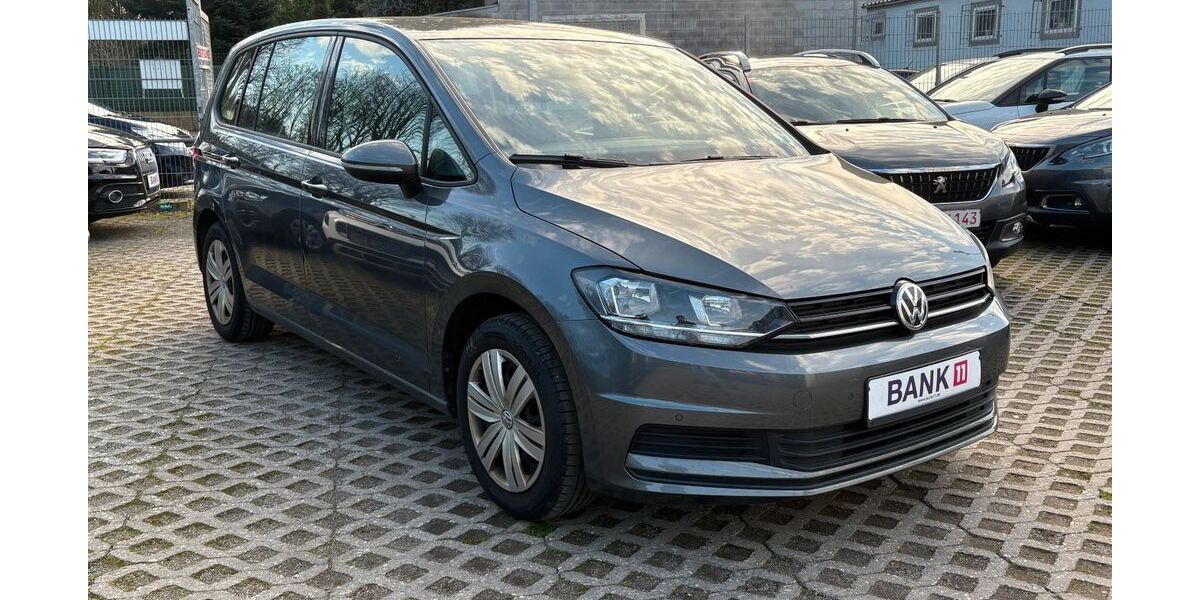 VW Touran 226.987 km 7.900 &euro; Würselen 52146