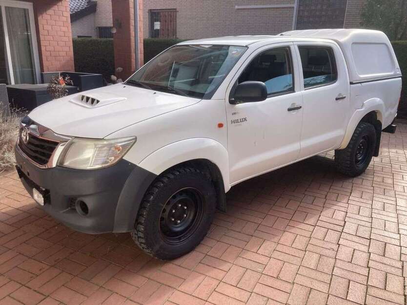 Toyota Hilux 159.000 km 17.731 € Heinsberg 52525