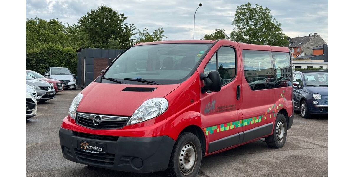 Opel Vivaro 254.661 km 5.999 &euro; Düren 52349