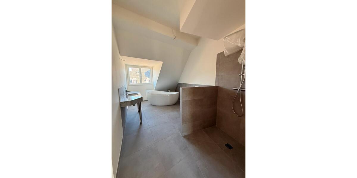 Einfamilienhaus Aachen Aachen-Mitte - 3 Zimmer, 104 m&sup2;, 2.110&euro; | Angebot:26288166