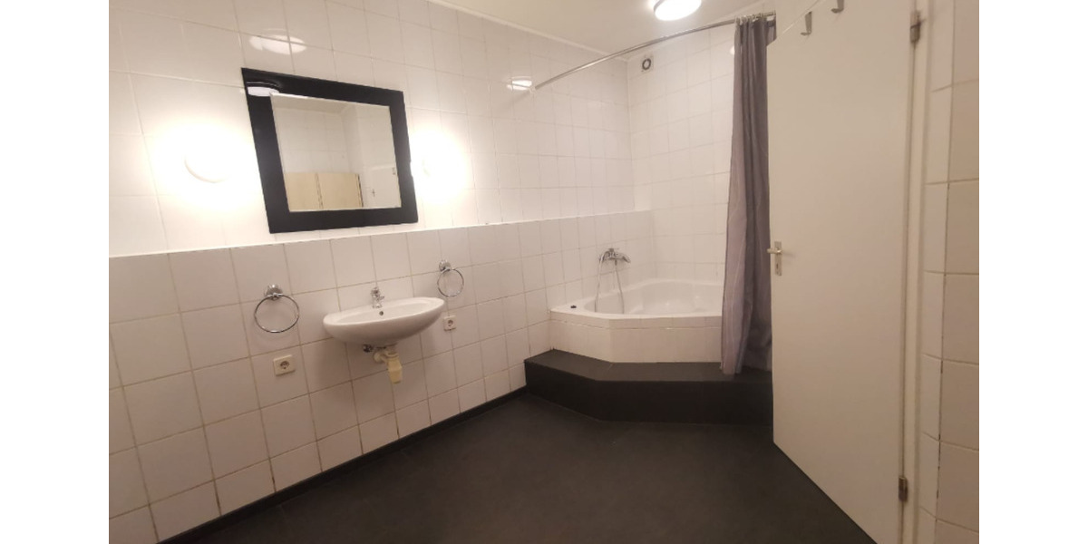 Erdgeschoßwohnung Alsdorf - 2 Zimmer, 75 m&sup2;, 597&euro; | Angebot:25805504