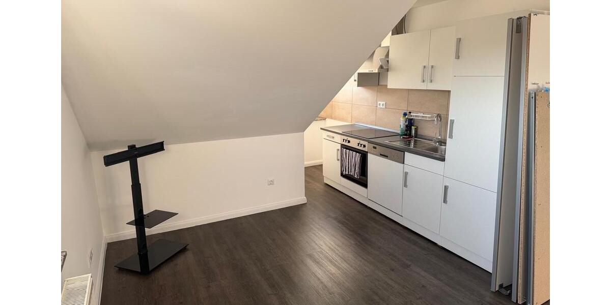 Dachgeschoßwohnung Eschweiler - 1 Zimmer, 25 m&sup2;, 445&euro; | Angebot:25641555