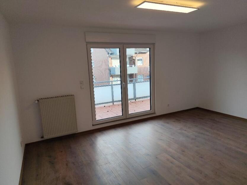 Wohnhaus von Privat mit Büro Praxis in Düren - Lendersdorf