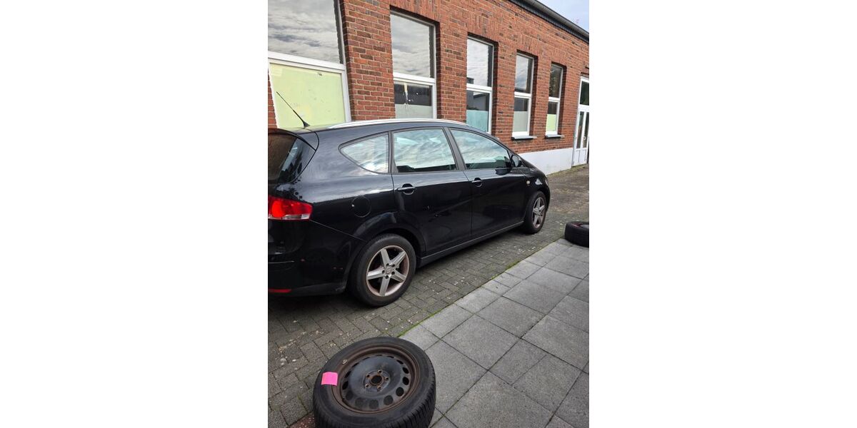 Seat Altea 175.000 km 3.599 &euro; Alsdorf 52477