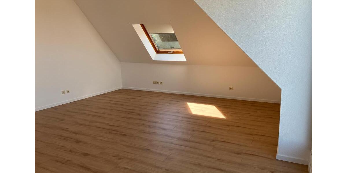 Dachgeschoßwohnung Roetgen - 4 Zimmer, 87 m&sup2;, 269.000&euro; | Angebot:25725014