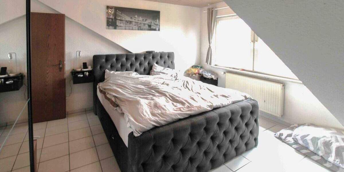 Mehrfamilienhaus, Wohnhaus Hürtgenwald Kleinhau - 8 Zimmer, 220 m&sup2;, 315.000&euro; | Angebot:25425418