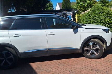 Peugeot 5008 110.000 km 21.000 € Simmerath 52152
